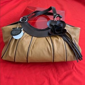 Brand new beautifully crafted leather bag,